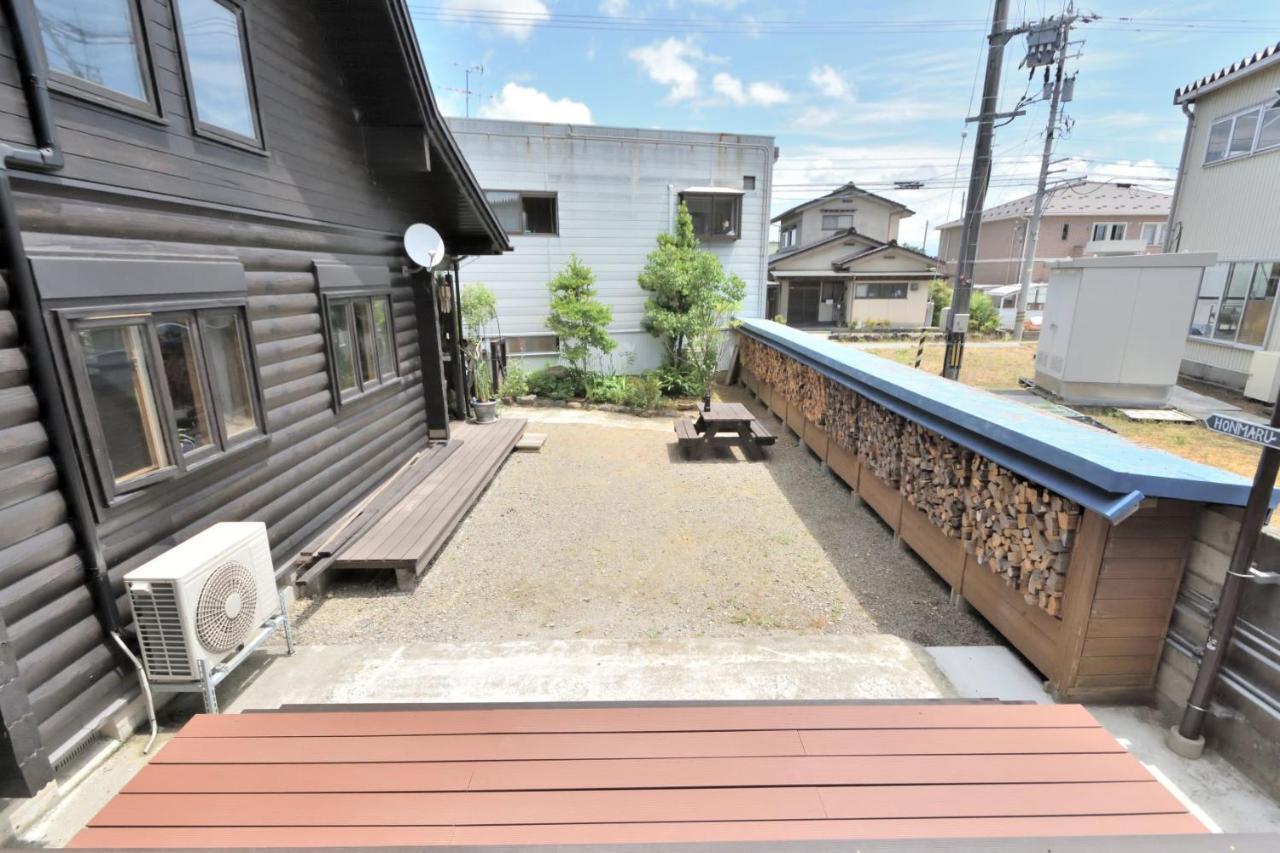 Carrefour Guesthouse カルフール ゲストハウス Toyama Station Dış mekan fotoğraf
