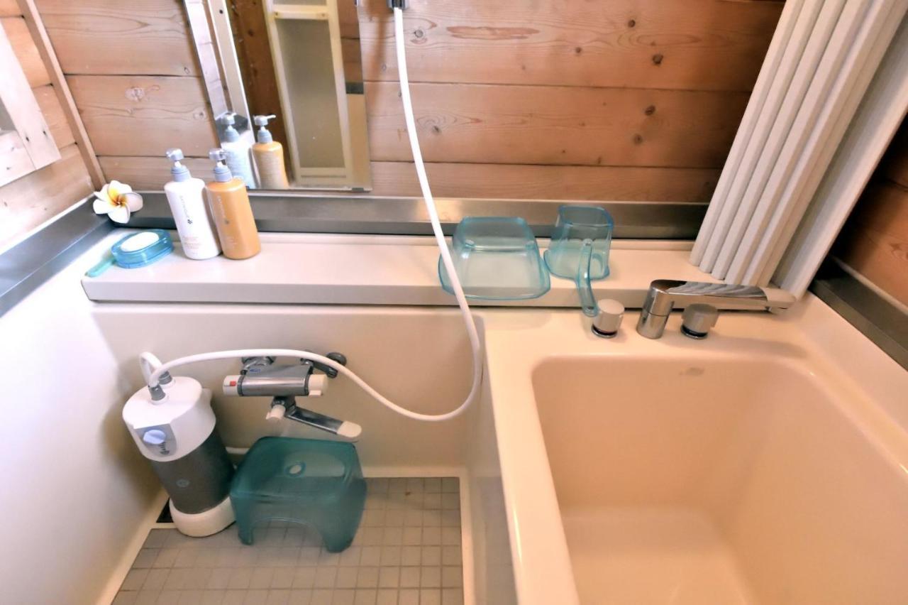 Carrefour Guesthouse カルフール ゲストハウス Toyama Station Dış mekan fotoğraf